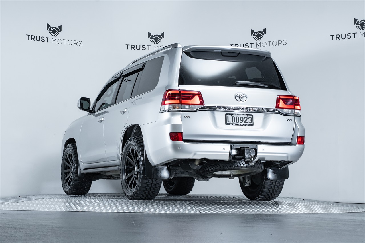 2016 Toyota Landcruiser