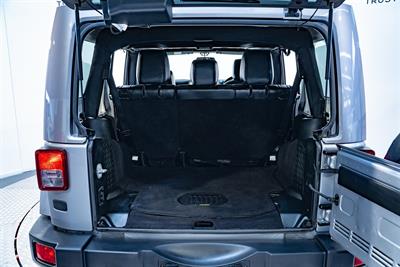 2018 Jeep Wrangler - Thumbnail