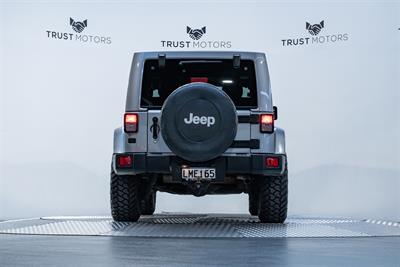 2018 Jeep Wrangler - Thumbnail