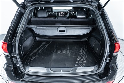 2016 Jeep Grand Cherokee - Thumbnail