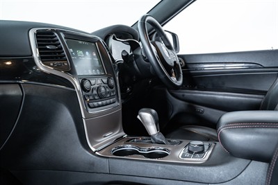 2016 Jeep Grand Cherokee - Thumbnail