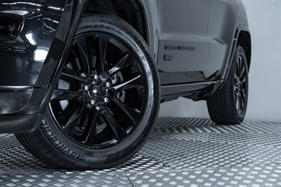 2016 Jeep Grand Cherokee - Thumbnail