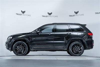 2016 Jeep Grand Cherokee - Thumbnail