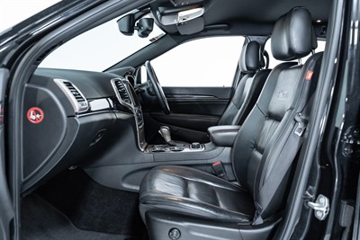 2016 Jeep Grand Cherokee - Thumbnail