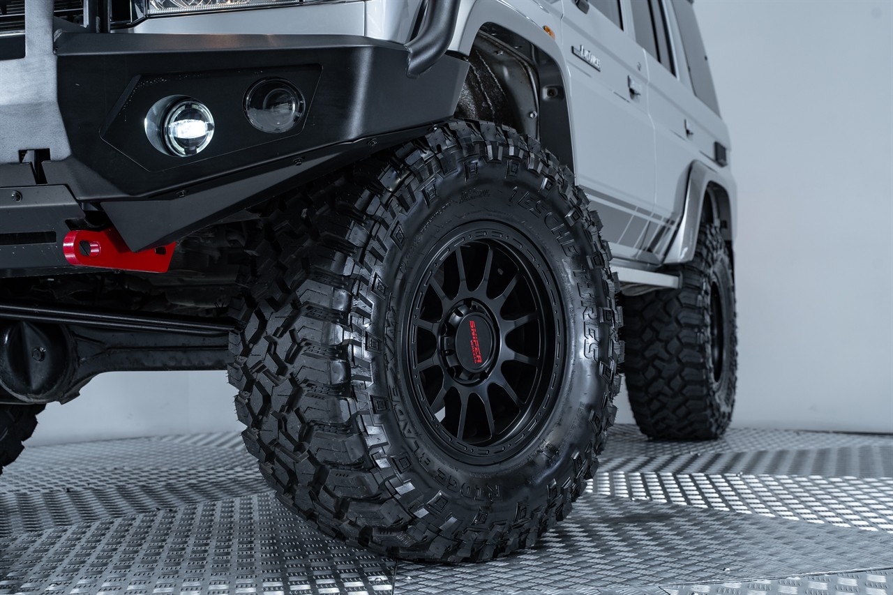 2020 Toyota Landcruiser