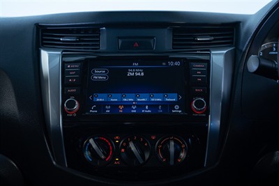 2021 Nissan Navara - Thumbnail
