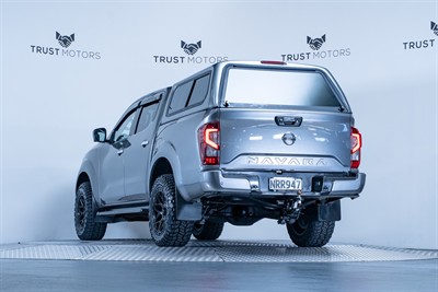 2021 Nissan Navara - Thumbnail