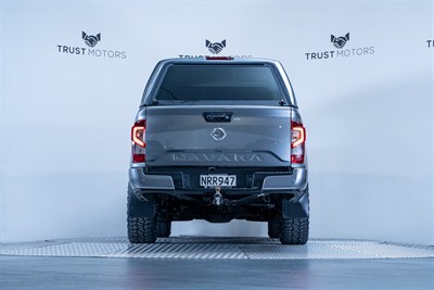 2021 Nissan Navara - Thumbnail