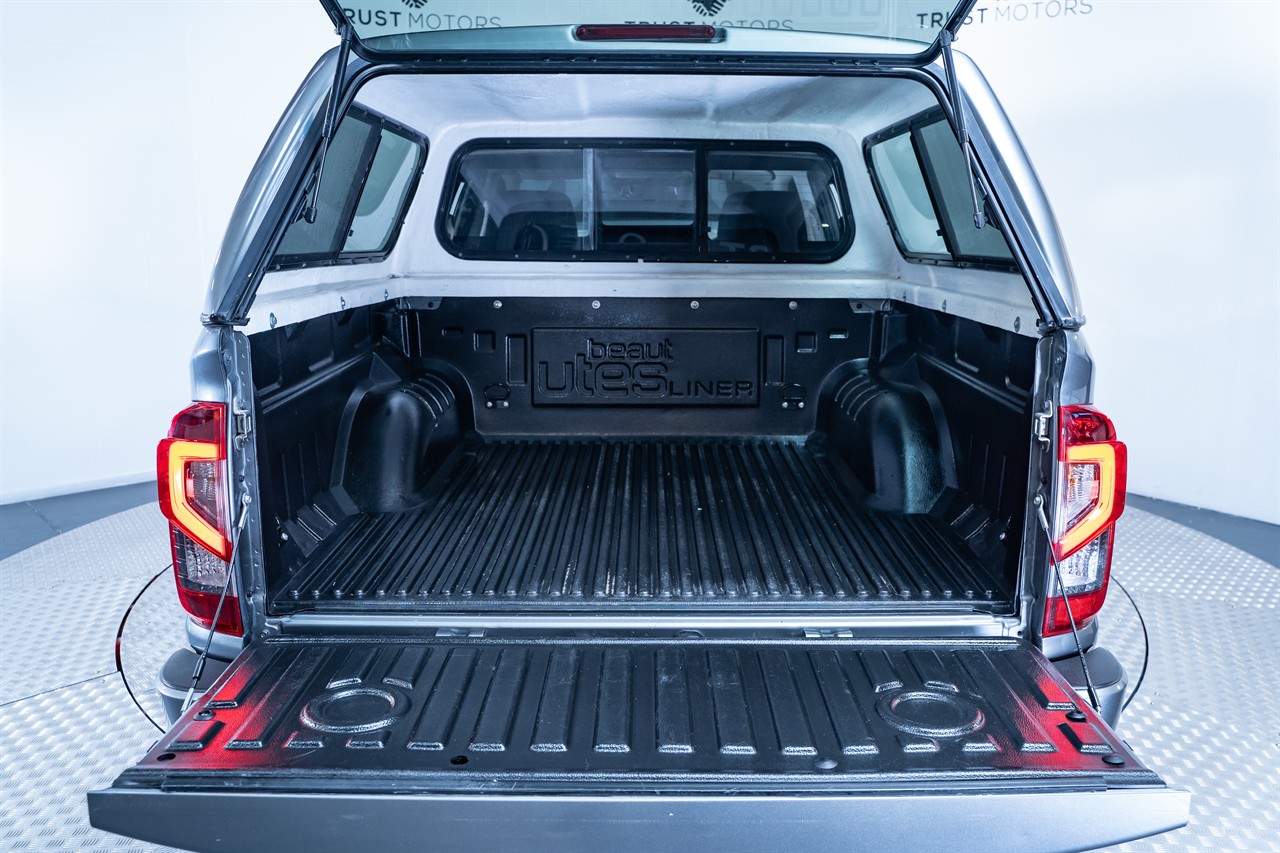 2021 Nissan Navara