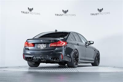 2018 BMW M5 - Thumbnail