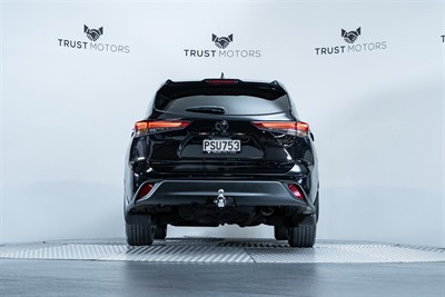 2023 Toyota Highlander - Thumbnail