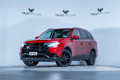 2021 Mitsubishi Outlander - Thumbnail