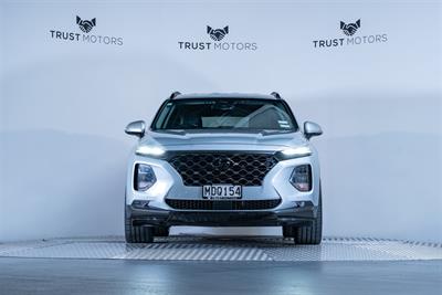 2019 Hyundai Santa Fe - Thumbnail