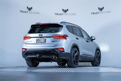 2019 Hyundai Santa Fe - Thumbnail