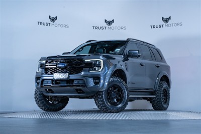 2023 Ford Everest - Thumbnail