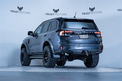2023 Ford Everest - Thumbnail