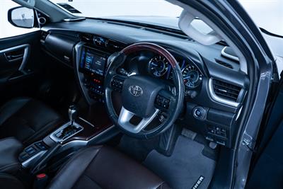 2018 Toyota Fortuner - Thumbnail