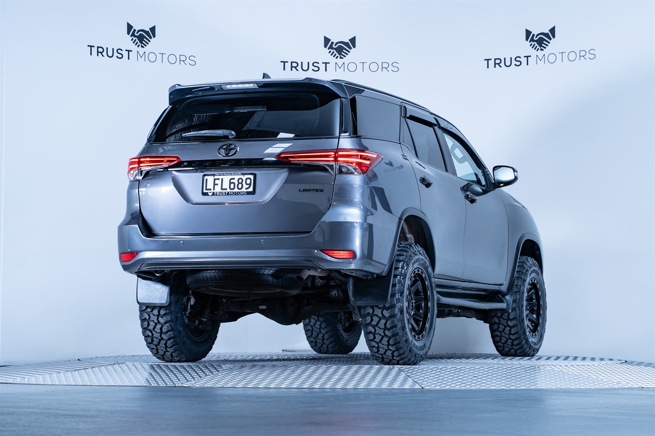 2018 Toyota Fortuner