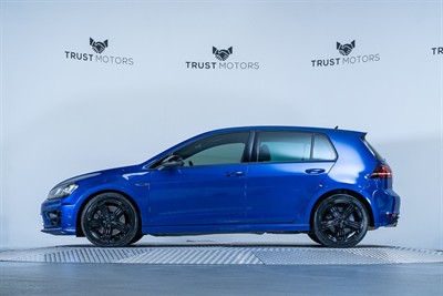 2014 Volkswagen Golf - Thumbnail