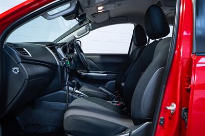 2021 Mitsubishi Triton - Thumbnail