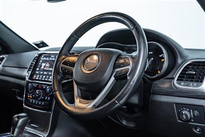 2022 Jeep Grand Cherokee - Thumbnail