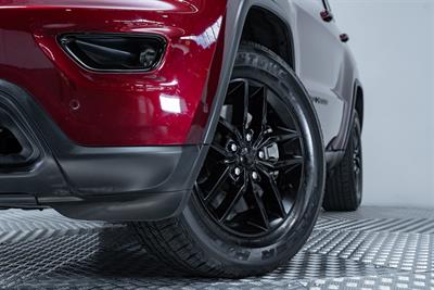 2022 Jeep Grand Cherokee - Thumbnail