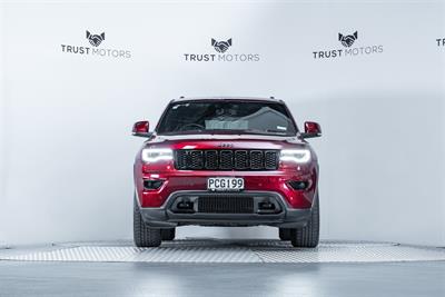 2022 Jeep Grand Cherokee - Thumbnail