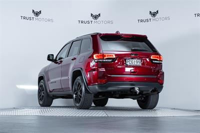 2022 Jeep Grand Cherokee - Thumbnail