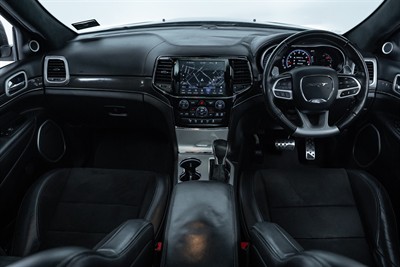 2020 Jeep Grand Cherokee - Thumbnail