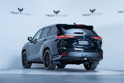 2021 Toyota Highlander - Thumbnail