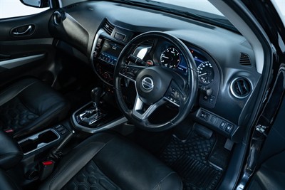 2021 Nissan Navara - Thumbnail
