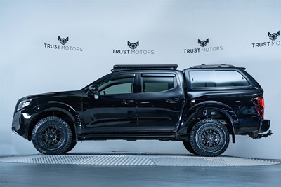 2021 Nissan Navara - Thumbnail
