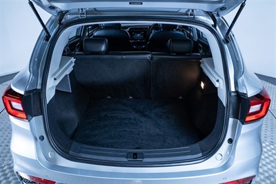 2023 MG ZS - Thumbnail