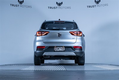 2023 MG ZS - Thumbnail