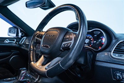 2017 Jeep Grand Cherokee - Thumbnail