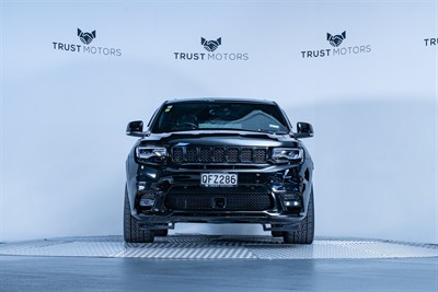 2017 Jeep Grand Cherokee - Thumbnail