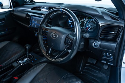 2022 Toyota Hilux - Thumbnail