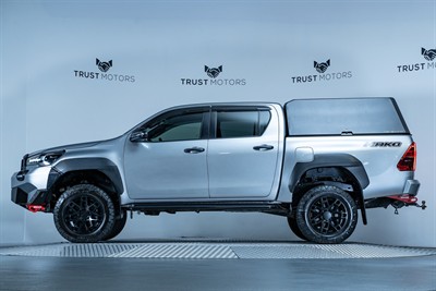 2022 Toyota Hilux - Thumbnail
