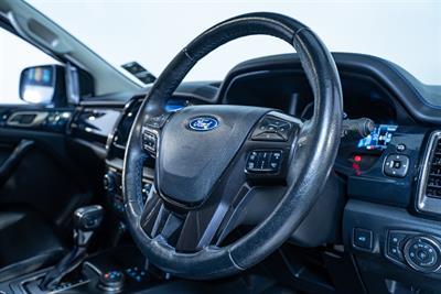 2021 Ford Everest - Thumbnail