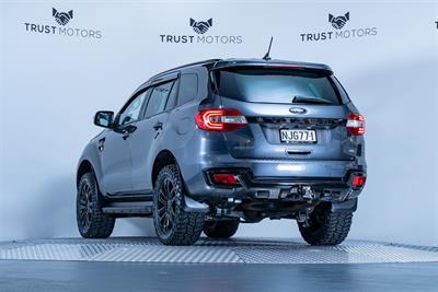 2021 Ford Everest - Thumbnail