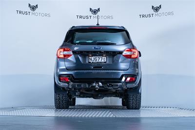 2021 Ford Everest - Thumbnail