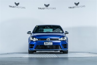 2014 Volkswagen Golf - Thumbnail