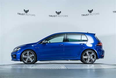 2014 Volkswagen Golf - Thumbnail