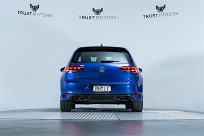 2014 Volkswagen Golf - Thumbnail