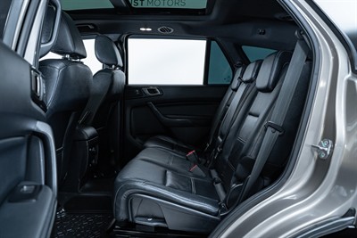 2021 Ford Everest - Thumbnail