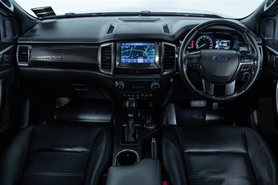 2021 Ford Everest - Thumbnail