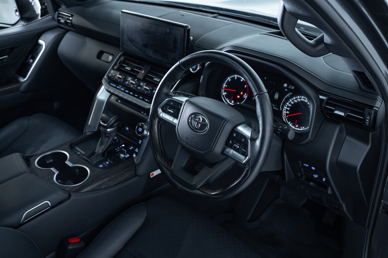2024 Toyota Landcruiser