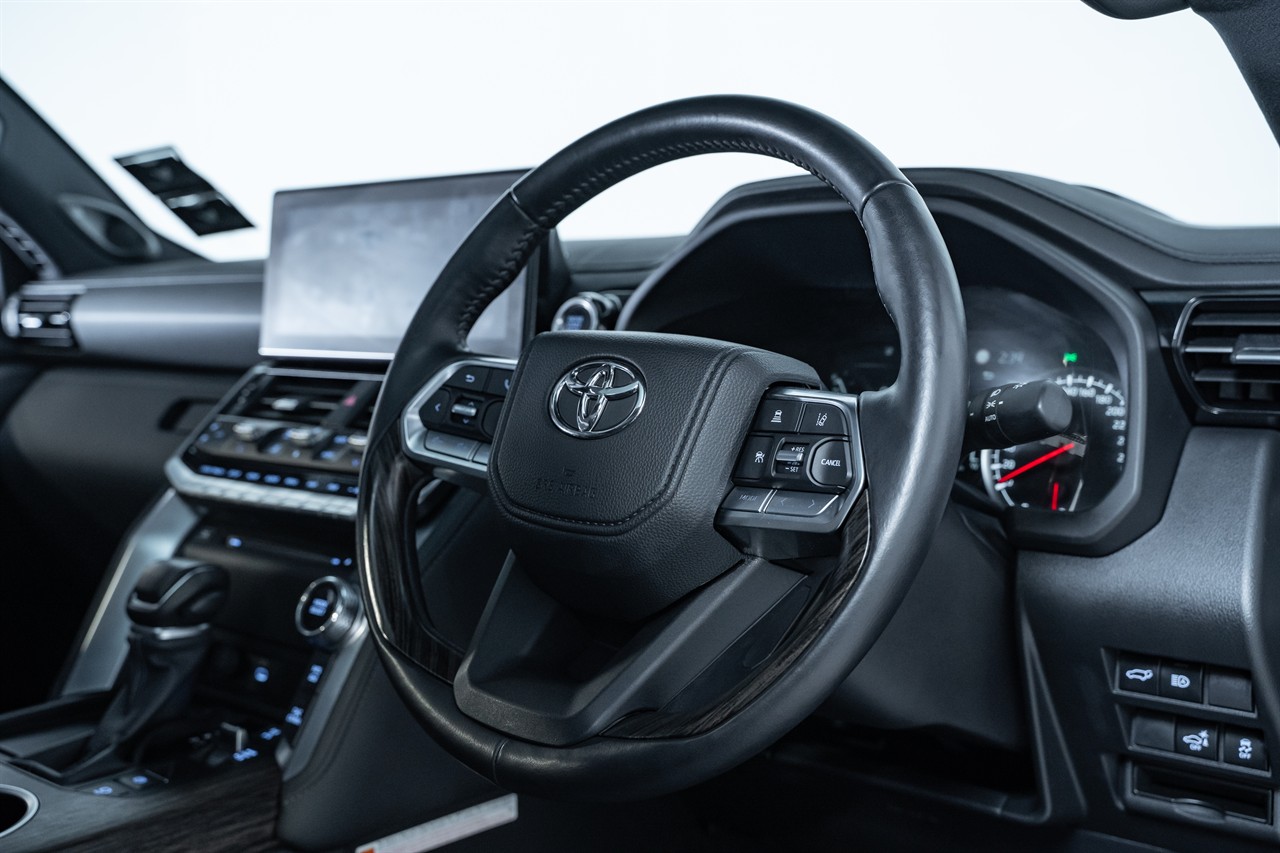 2024 Toyota Landcruiser