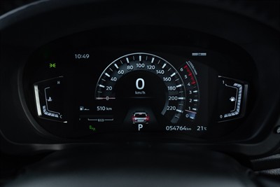 2020 Mitsubishi Pajero Sport - Thumbnail