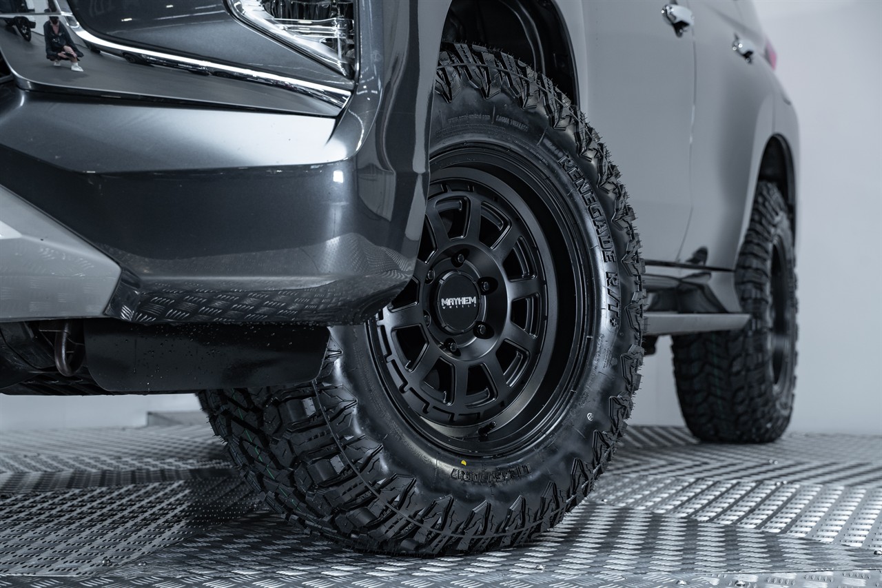 2020 Mitsubishi Pajero Sport